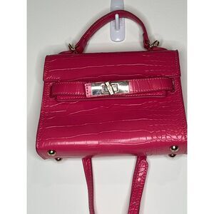 Steve Madden Dignify Croc Embossed Crossbody Bag in Hot Pink